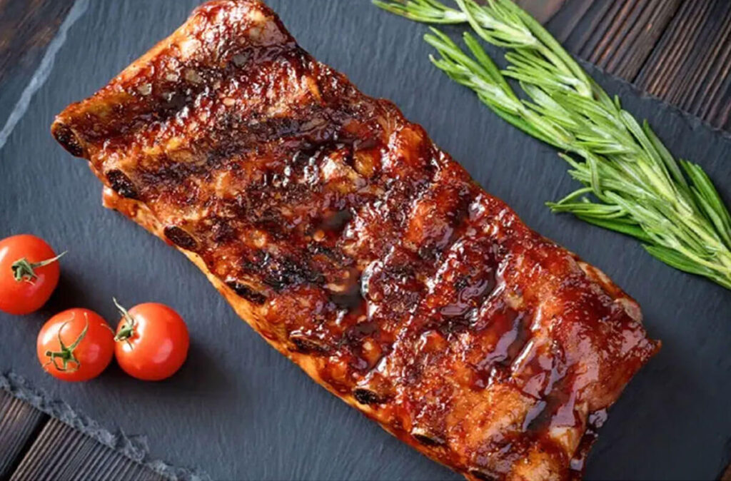 Costillar de cerdo BBQ al bourbon.