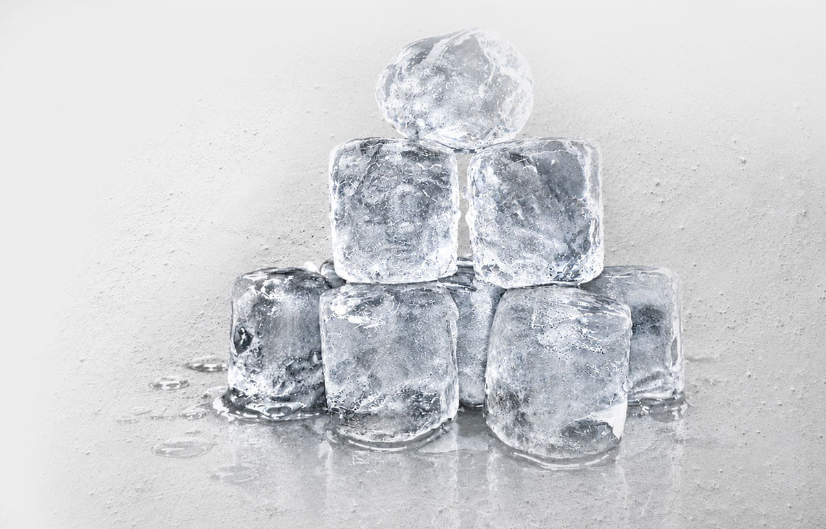 Cubitos de hielo Pascompan para hostelería y coctelería.